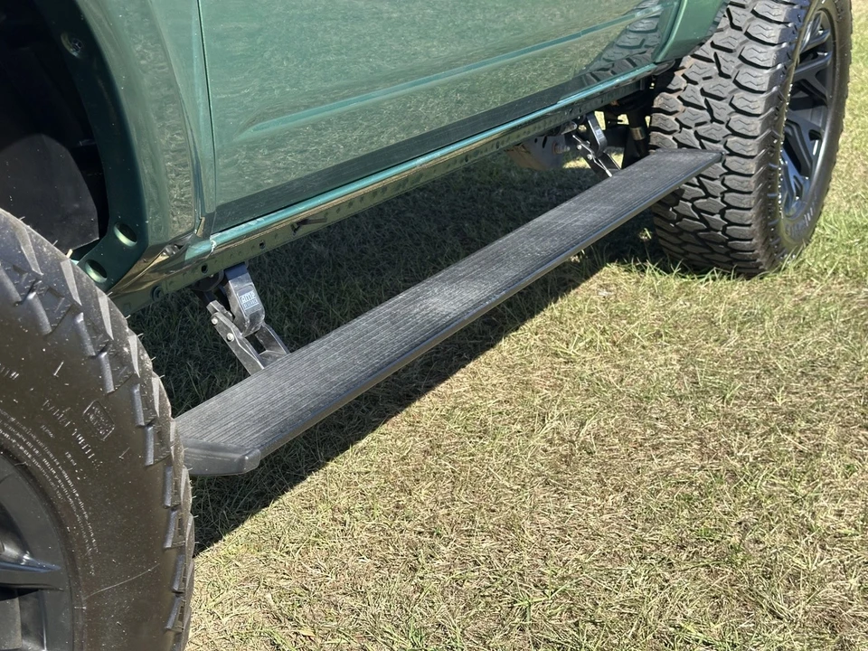 2022 Ford Bronco 6th Gen - Image 17 of 21