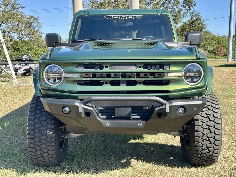 2022 Ford Bronco 6th Gen - Image 10 of 21