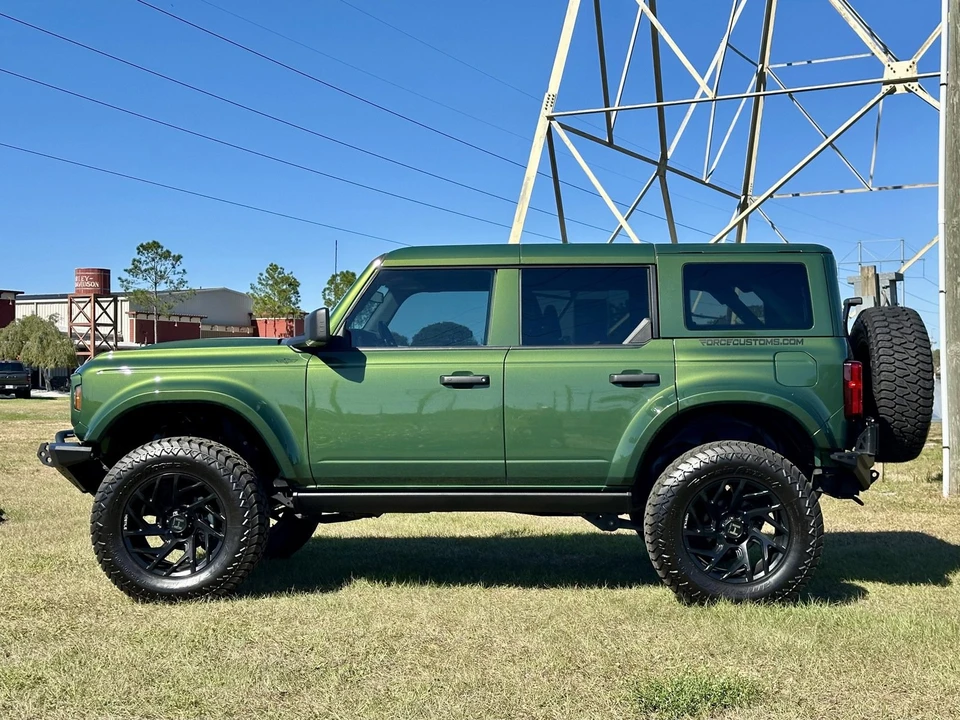 2022 Ford Bronco 6th Gen - Image 4 of 21