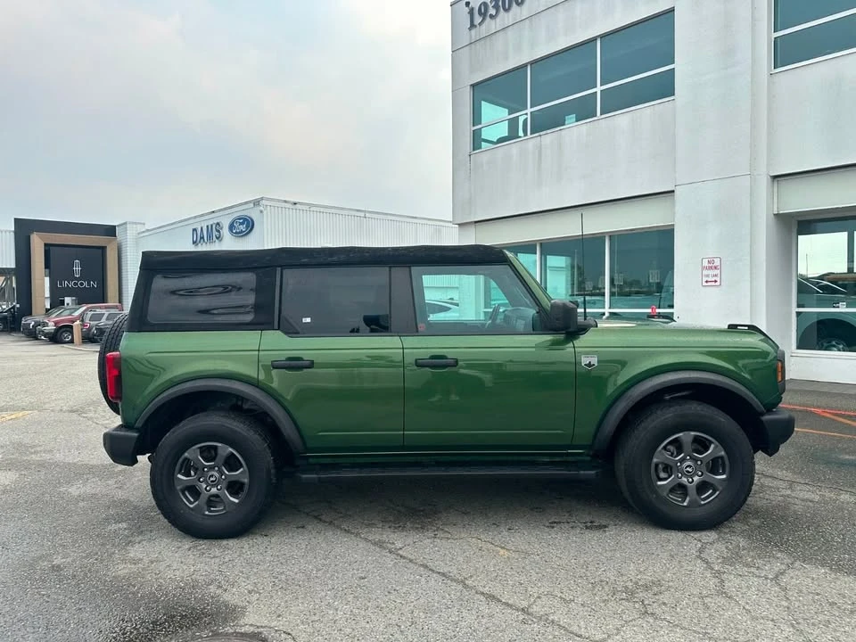 2022 Ford Bronco 6th Gen - Image 4 of 10