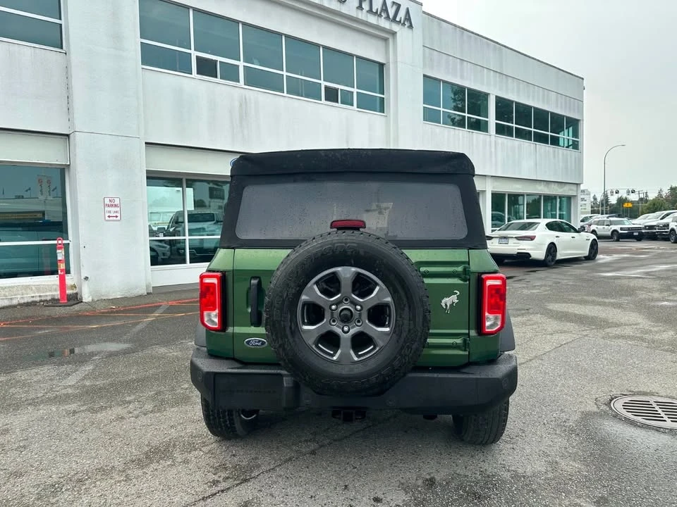 2022 Ford Bronco 6th Gen - Image 6 of 10