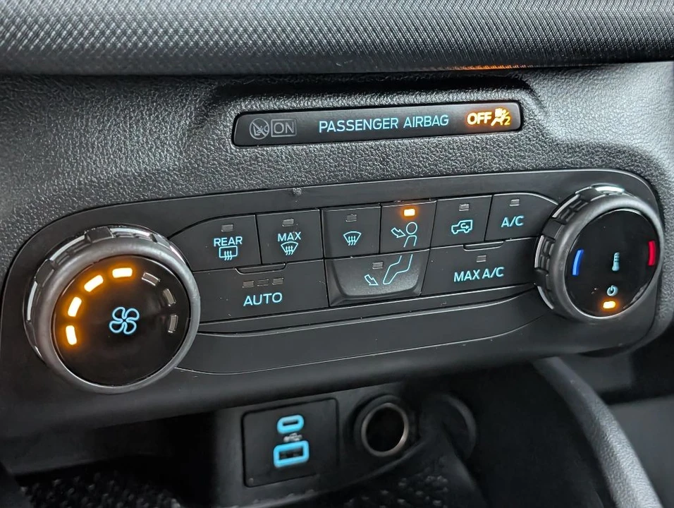 2022 Ford Bronco 6th Gen - Image 19 of 21
