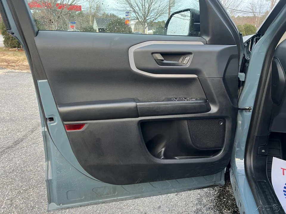 2022 Ford Bronco 6th Gen - Image 7 of 12