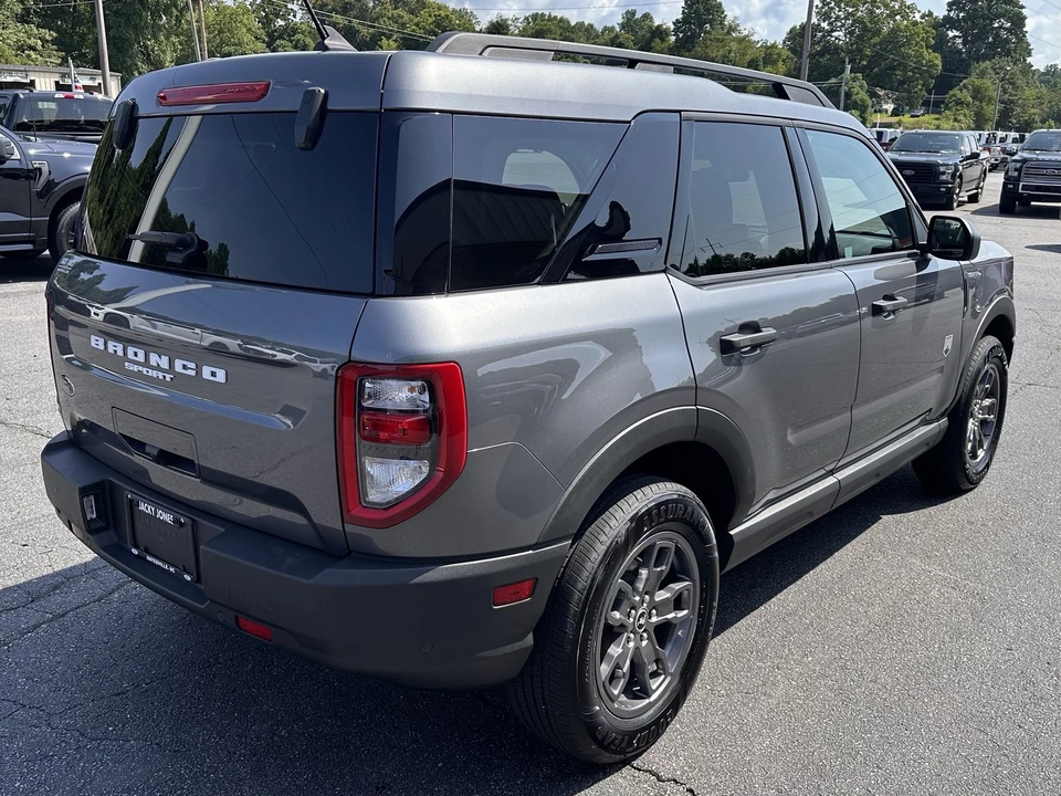 2022 Ford Bronco 6th Gen - Image 6 of 30