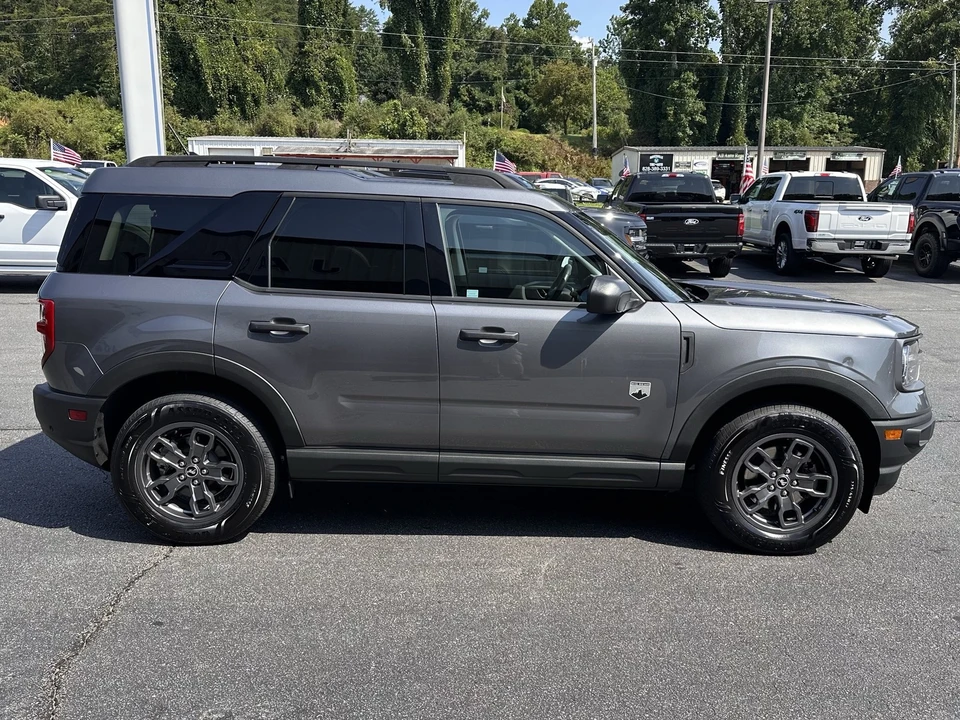 2022 Ford Bronco 6th Gen - Image 5 of 30