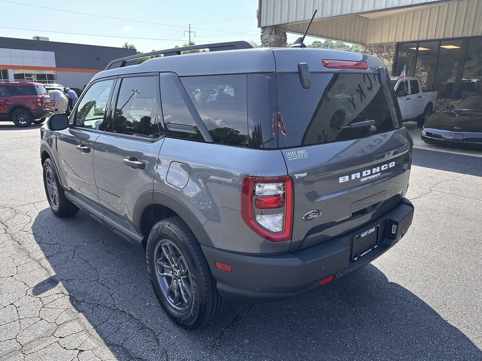 2022 Ford Bronco 6th Gen - Image 8 of 30