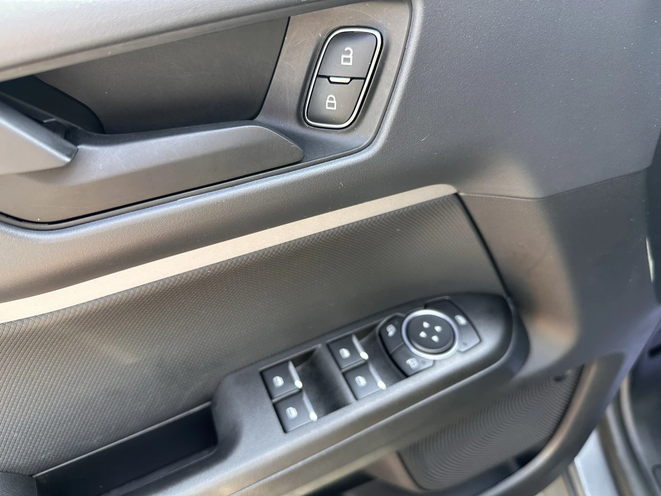 2022 Ford Bronco 6th Gen - Image 18 of 30