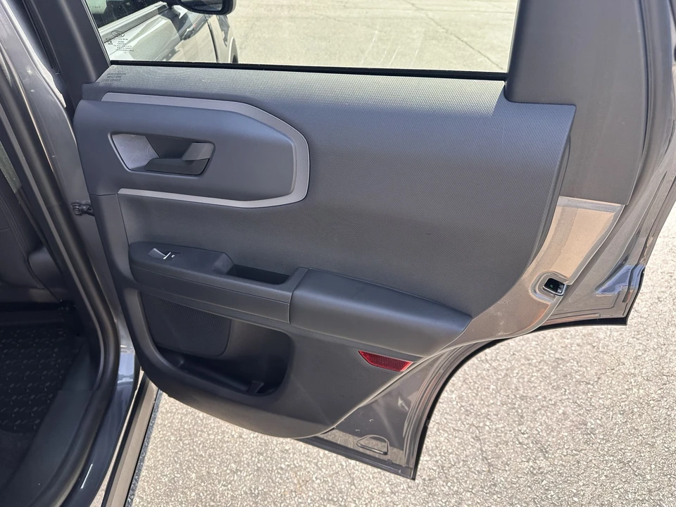 2022 Ford Bronco 6th Gen - Image 15 of 30