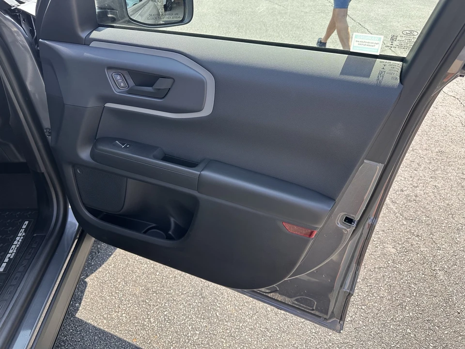 2022 Ford Bronco 6th Gen - Image 13 of 30