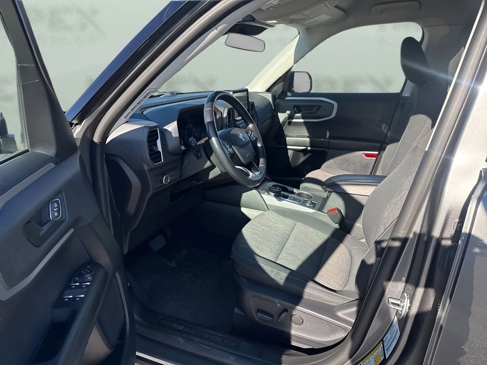 2022 Ford Bronco 6th Gen - Image 9 of 12