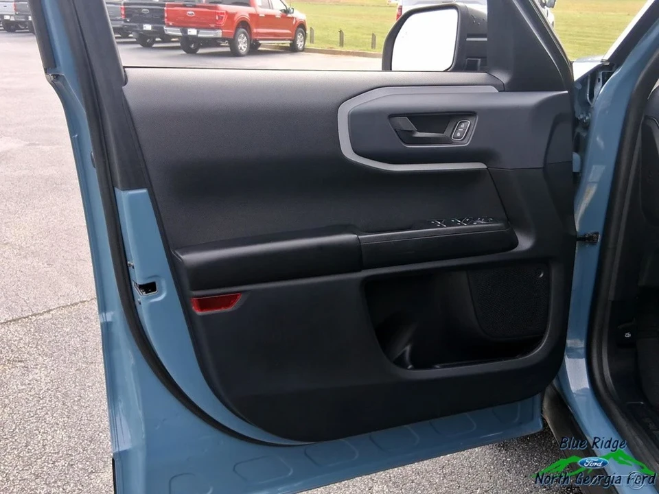2022 Ford Bronco 6th Gen - Image 9 of 21
