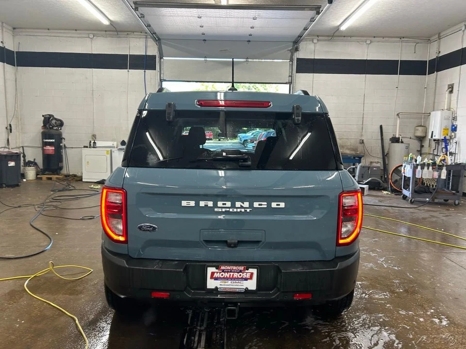 2022 Ford Bronco 6th Gen - Image 4 of 12