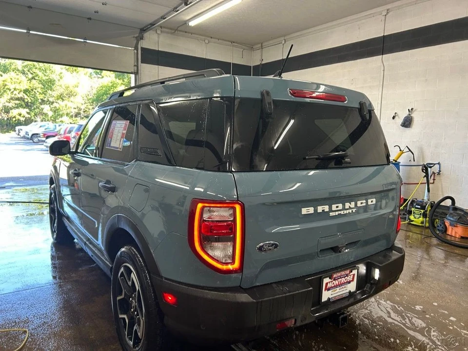 2022 Ford Bronco 6th Gen - Image 3 of 12