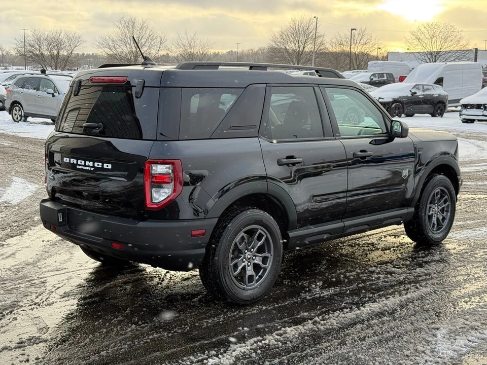 2022 Ford Bronco 6th Gen - Image 3 of 12