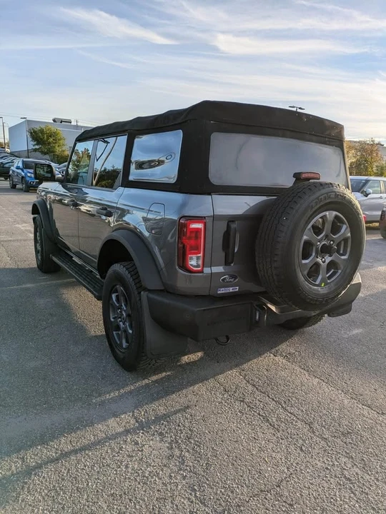 2022 Ford Bronco 6th Gen - Image 7 of 8