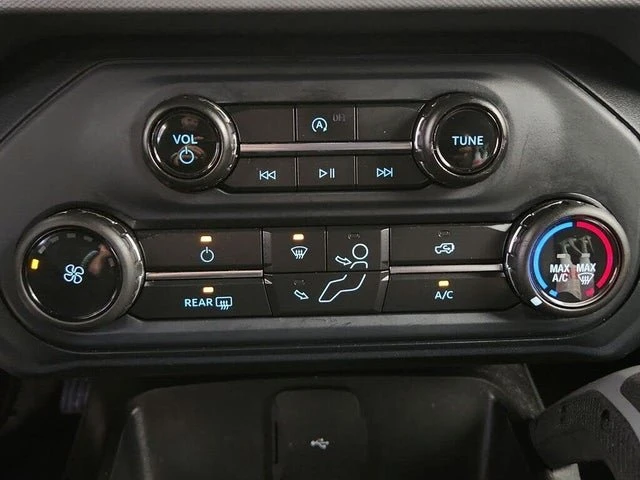 2022 Ford Bronco 6th Gen - Image 14 of 19