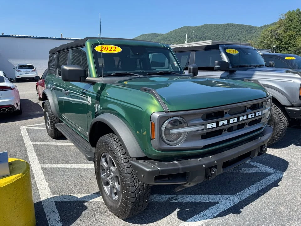 2022 Ford Bronco 6th Gen - Image 2 of 6