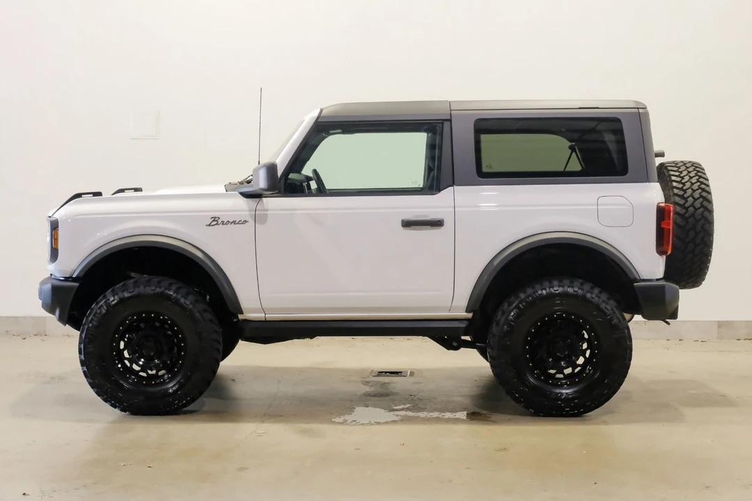 2022 Ford Bronco 6th Gen - Image 6 of 12