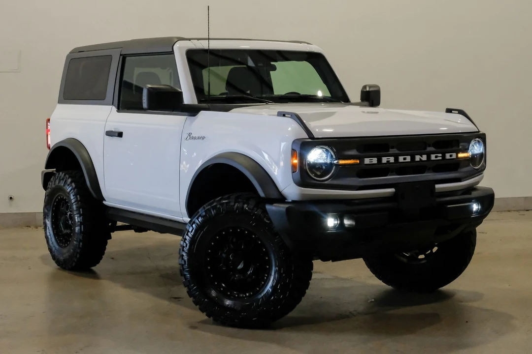 2022 Ford Bronco 6th Gen - Image 4 of 12