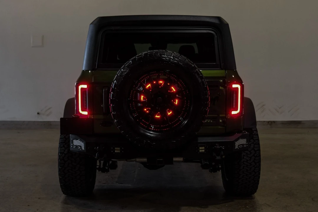 2022 Ford Bronco 6th Gen - Image 9 of 12
