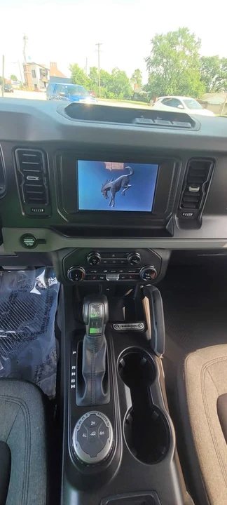 2022 Ford Bronco 6th Gen - Image 8 of 11
