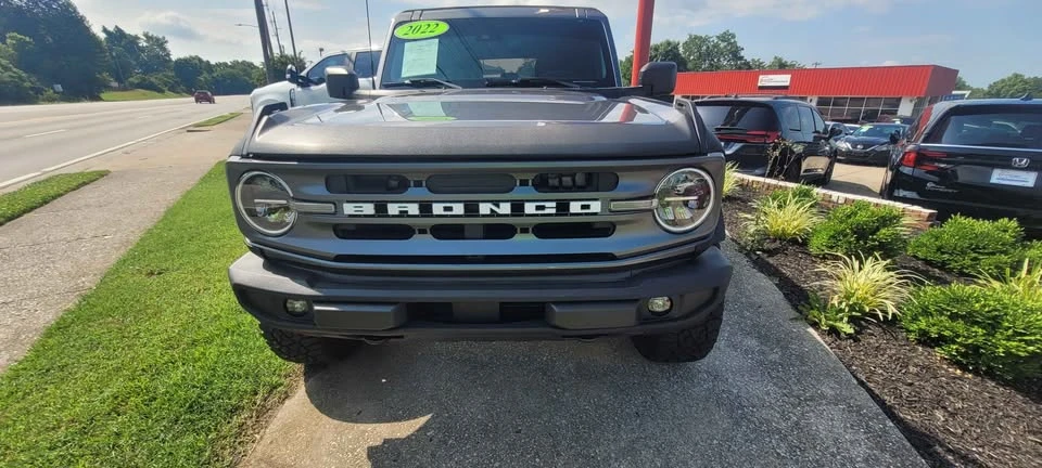 2022 Ford Bronco 6th Gen - Image 3 of 11
