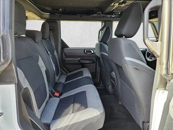 2022 Ford Bronco 6th Gen - Image 19 of 21