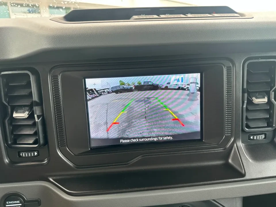 2022 Ford Bronco 6th Gen - Image 10 of 16