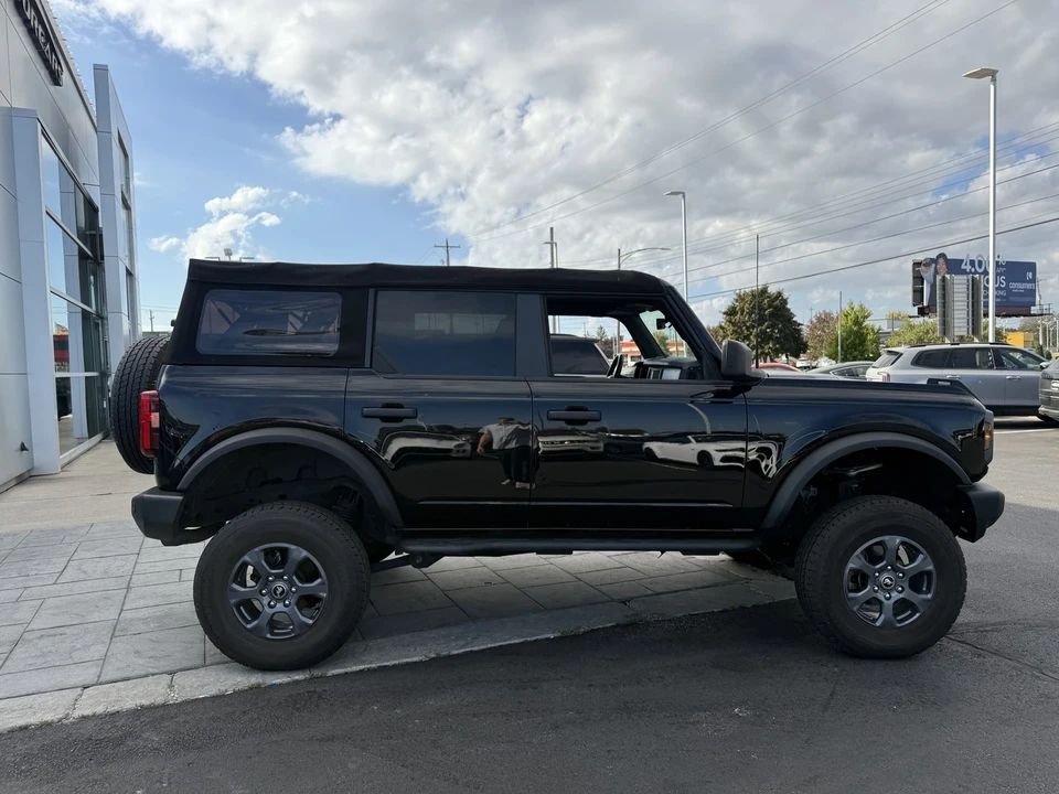 2022 Ford Bronco 6th Gen - Image 8 of 21