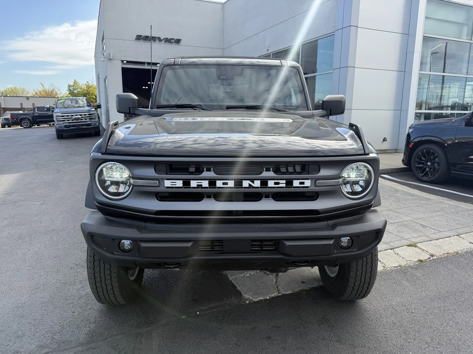 2022 Ford Bronco 6th Gen - Image 10 of 21