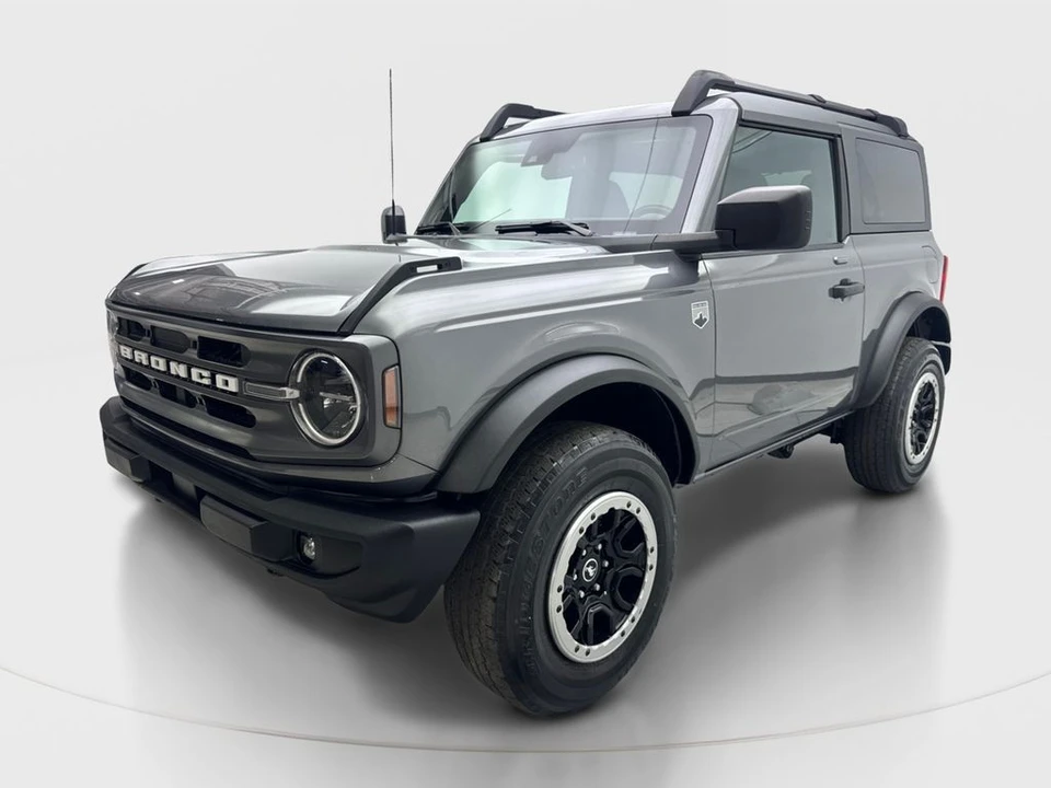 2022 Ford Bronco 6th Gen - Image 2 of 31