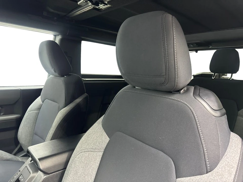2022 Ford Bronco 6th Gen - Image 28 of 31