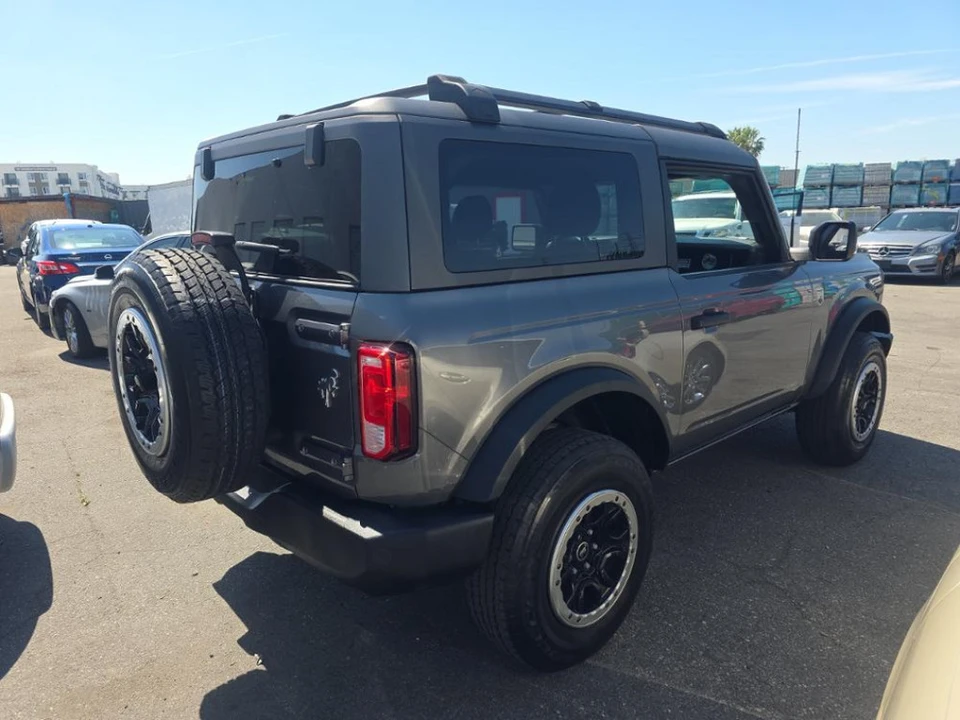 2022 Ford Bronco 6th Gen - Image 2 of 10