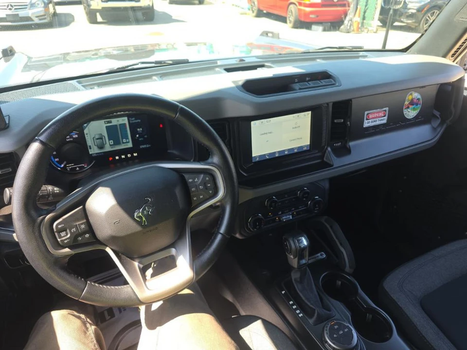2022 Ford Bronco 6th Gen - Image 6 of 10