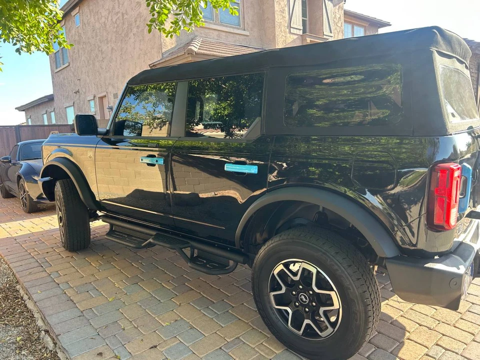 2022 Ford Bronco 6th Gen - Image 3 of 9