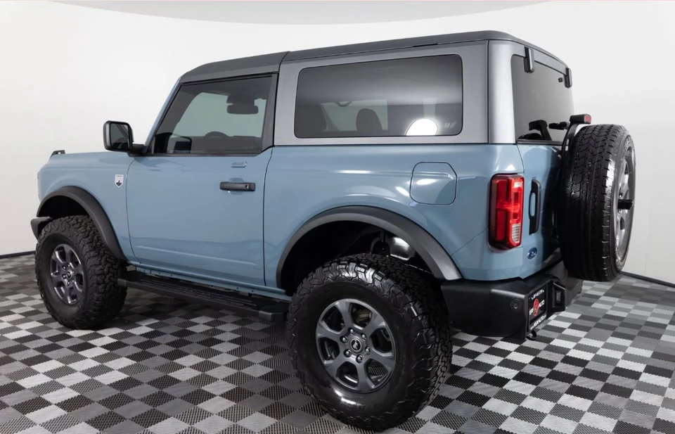 2022 Ford Bronco 6th Gen - Image 2 of 16