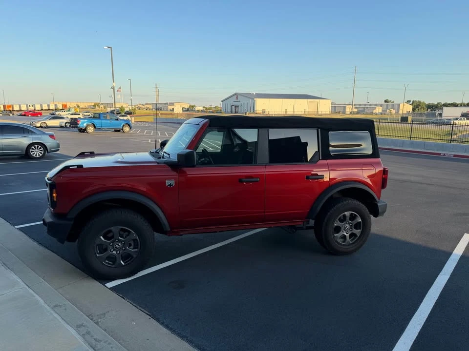 2022 Ford Bronco 6th Gen - Image 5 of 8