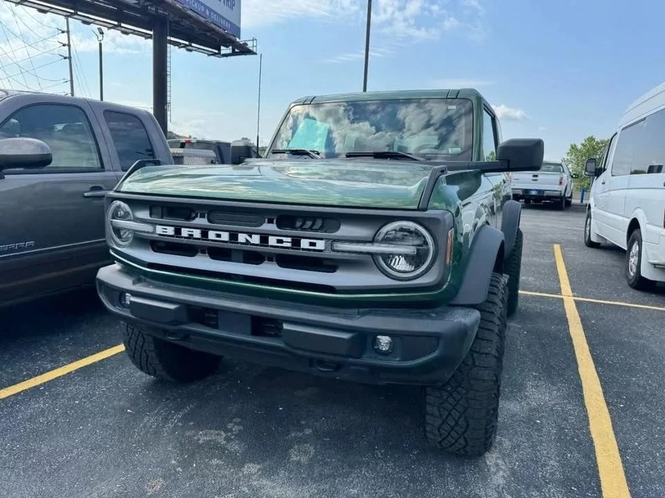2022 Ford Bronco 6th Gen - Image 4 of 9