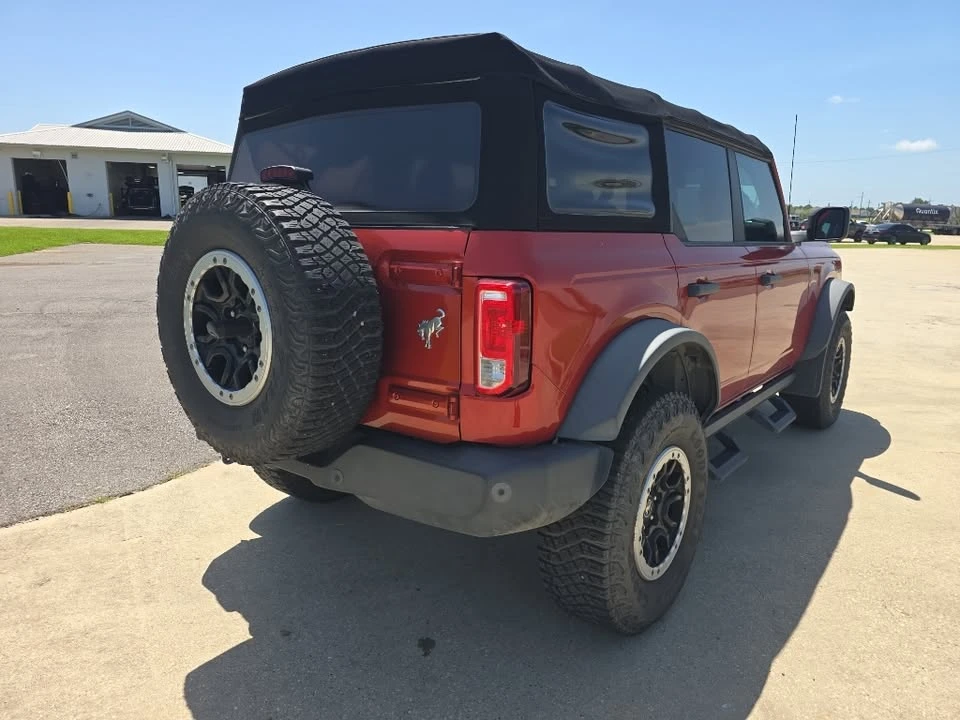 2022 Ford Bronco 6th Gen - Image 3 of 18