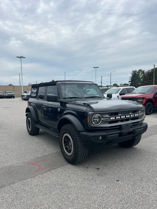 2022 Ford Bronco 6th Gen - Image 3 of 17