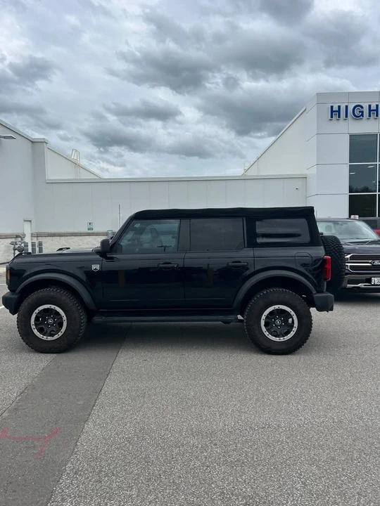 2022 Ford Bronco 6th Gen - Image 8 of 17