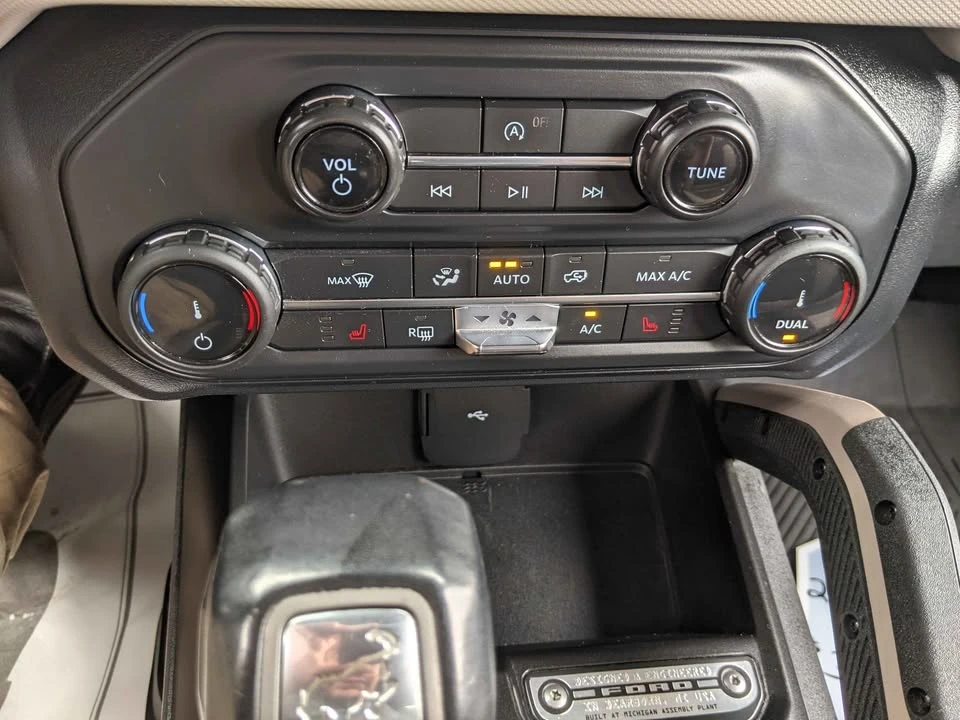 2022 Ford Bronco 6th Gen - Image 18 of 20
