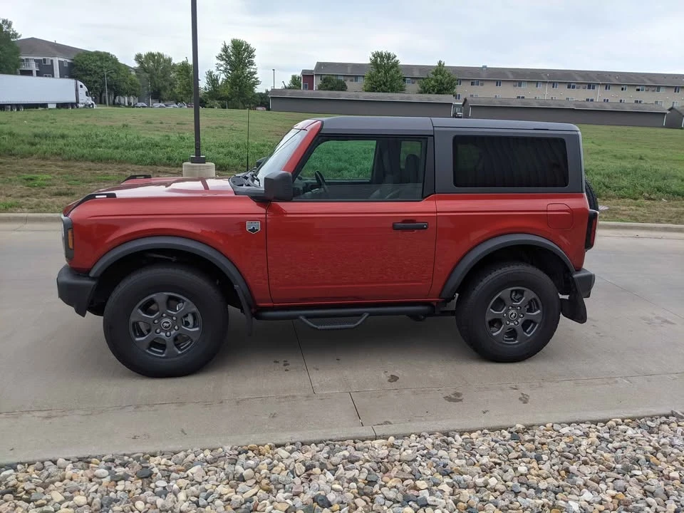 2022 Ford Bronco 6th Gen - Image 4 of 20