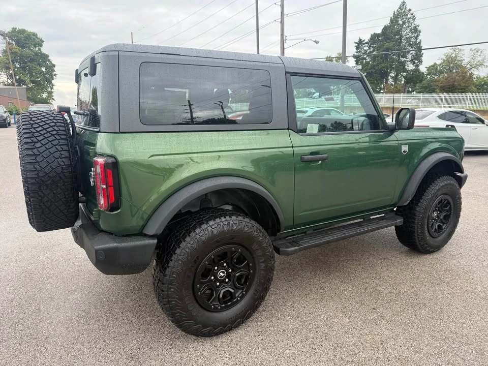 2022 Ford Bronco 6th Gen - Image 4 of 11