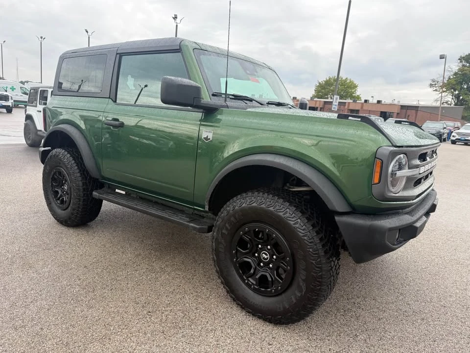 2022 Ford Bronco 6th Gen - Image 3 of 11
