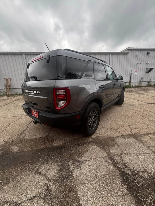 2022 Ford Bronco 6th Gen - Image 4 of 15