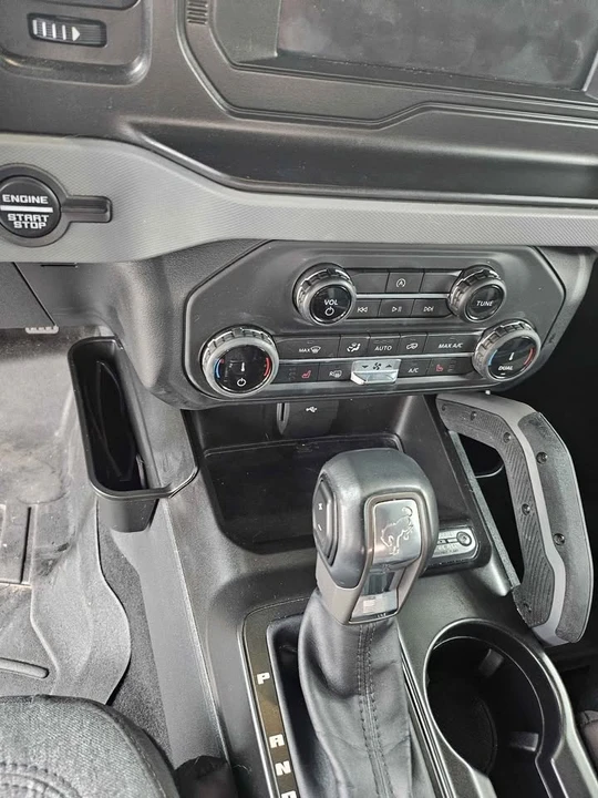2022 Ford Bronco Sport - Image 10 of 18