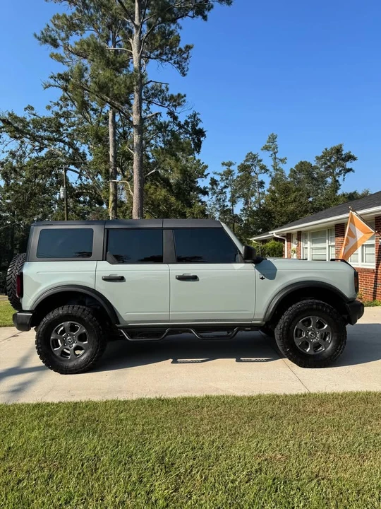 2022 Ford Bronco 6th Gen - Image 2 of 10