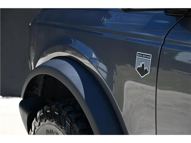 2022 Ford Bronco 6th Gen - Image 9 of 21
