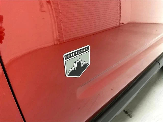 2022 Ford Bronco 6th Gen - Image 28 of 31
